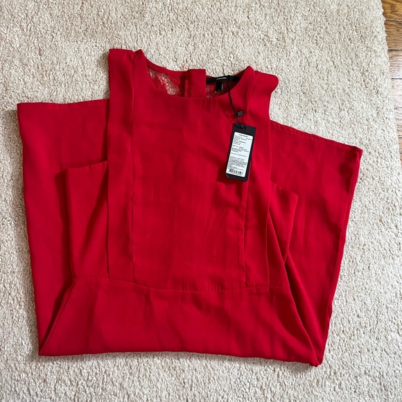 New with Tags: Vero Moda Lace Dress - Picture 5 of 5